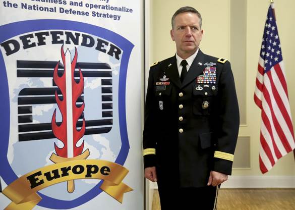 Il generale Andrew M. Rohling alla presentazione dell'esercitazione Defender Europe a gennaio