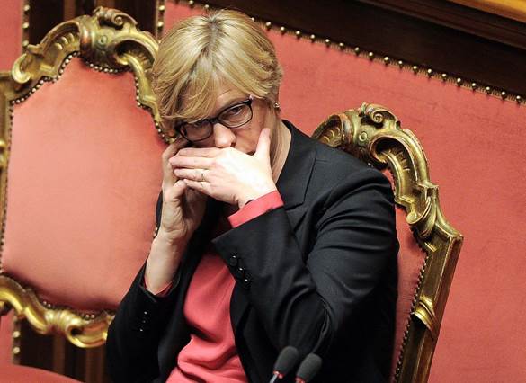 http://ilmanifesto.info/cms/wp-content/uploads/2015/04/21/22pol1f02-pinotti.jpg