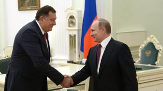 https://sveosrpskoj.com/wp-content/uploads/2021/12/RBL3IF9NgAuawN-990x556.jpg