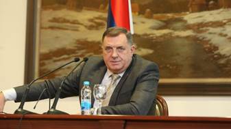 https://sveosrpskoj.com/wp-content/uploads/2021/12/4pp54VwIEthAph-990x556.jpg