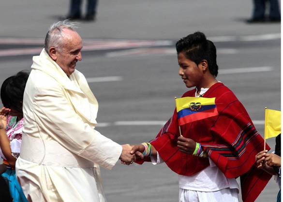 http://ilmanifesto.info/wordpress/wp-content/uploads/2015/07/06/07est2-ecuador-bergoglio-vv.jpg