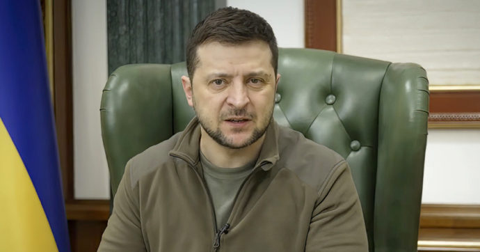 Zelensky, i fedelissimi che dal mondo dello spettacolo oggi gli sono accanto nella "guerra della comunicazione" - Il Fatto Quotidiano
