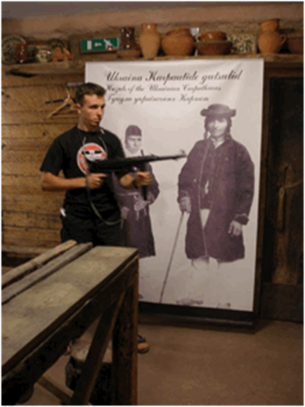 http://www.civg.it/images/UkraiInedNeonazi_file/image028.gif
