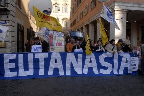 In piazza per l�eutanasia