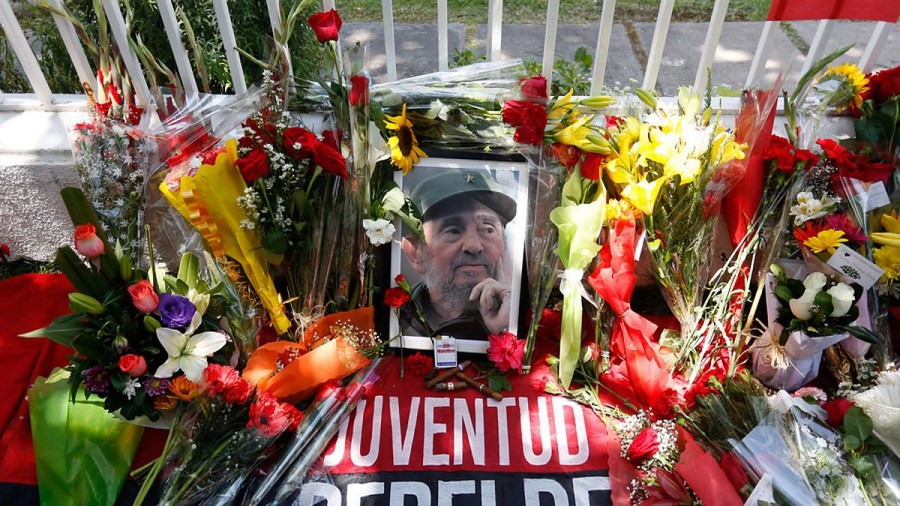 https://www.lacittafutura.it/images/fidel-castro/1480251622-auno734735.jpg
