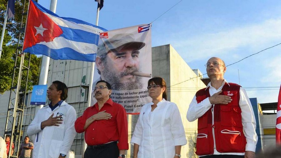 https://www.lacittafutura.it/images/fidel-castro/1480288314858.jpg