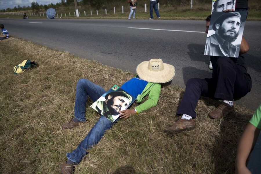 https://www.lacittafutura.it/images/fidel-castro/AP_16337704447143-1078x719.jpg