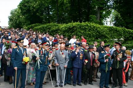 http://www.vitrenko.org/img/common/016/12935859.JPG