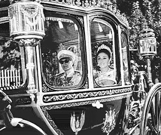 http://3.bp.blogspot.com/-LsfwfBV2Fcw/URdvMUtu-2I/AAAAAAAAEPs/6frYvEs52hk/s320/Shah_Carriage.jpg