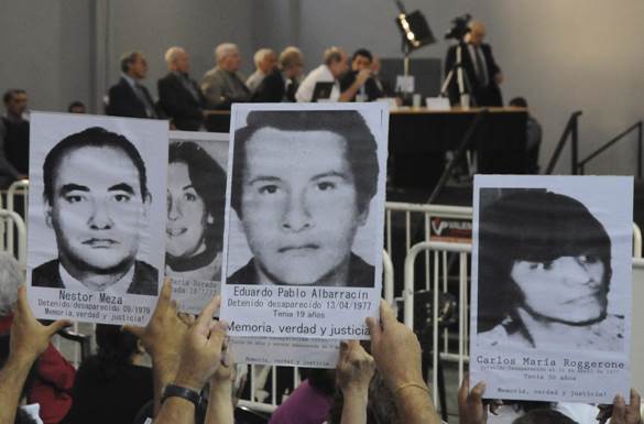http://ilmanifesto.info/wordpress/wp-content/uploads/2014/10/13/14est1-argentina-desaparecidos-503591.jpg