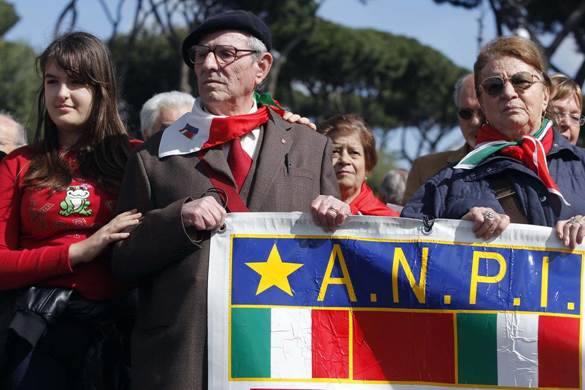 http://ilmanifesto.info/cms/wp-content/uploads/2016/01/16/ita-25-aprile-liberazione-manif-anpi-partigiani-bb5.jpg