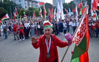 L'uomo forte della Bielorussia ordina all'esercito di difendere l'integrità territoriale