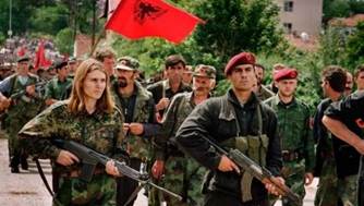 I VETERANI DELL'UCK MINACCIANO LA GUERRA: Non vogliono 1.000 soldati serbi in Kosovo
