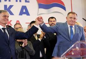 Banned Bosnian Serb leader Dodik's party wins snap presidential elections - France 24