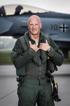 https://www.analisidifesa.it/wp-content/uploads/2024/03/csm_CMS_InspL_Gerhartz_Portraits_Schmidt_026_c721de8d23.jpg