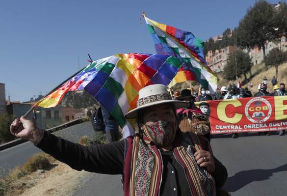 https://static.ilmanifesto.it/2020/07/bolivia-protesta-sindacati-ap-33.jpg