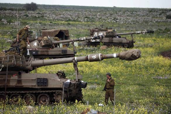 https://static.ilmanifesto.it/2012/11/12/20est1-ISRAELe-SYRIA-golan.jpg