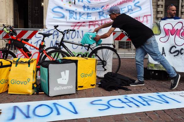 La protesta dei riders