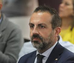https://pennatagliente.wordpress.com/wp-content/uploads/2025/01/senza-titolo-20.jpg?w=243