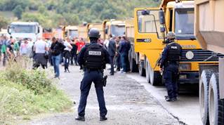 Le tensioni in Kosovo e Serbia aumentano mentre UE e NATO lanciano rivendicazioni vuote