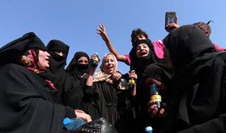 https://static.independent.co.uk/s3fs-public/thumbnails/image/2016/08/13/13/manbij-liberation-6.jpg?width=1000&height=614&fit=bounds&format=pjpg&auto=webp&quality=70&crop=16:9,offset-y0.5